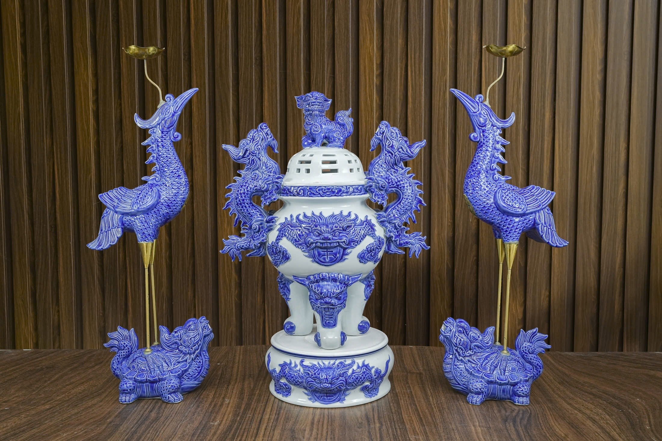 Heritage T&T Imperial Altar Set with Cranes Tâm An  – 1 Set (3 Pieces) – Bat Trang Handmade Vietnam